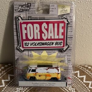 Jada Toys FOR SALE ‘62 Volkswagen Bus Collectible- 8+ 1:64 scale die cast metal